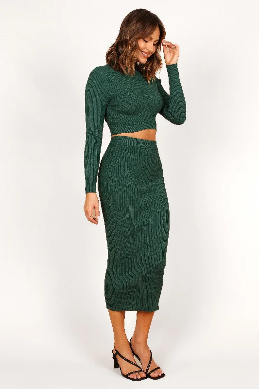 claire-knit-two-piece-set-emerald