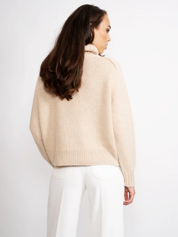 Maglia Collo Alto in Baby Alpaca Beige