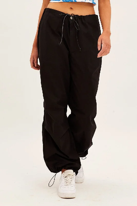 black-cargo-pants-low-rise-bt12319-f4