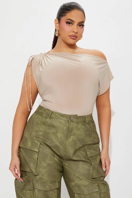 julianne-off-shoulder-bodysuit-taupe