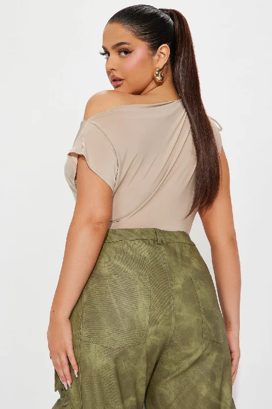 julianne-off-shoulder-bodysuit-taupe