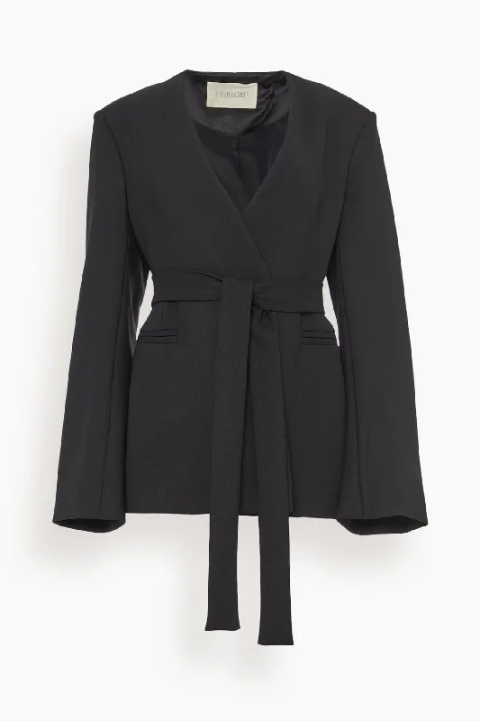 Leonora Blazer in Black