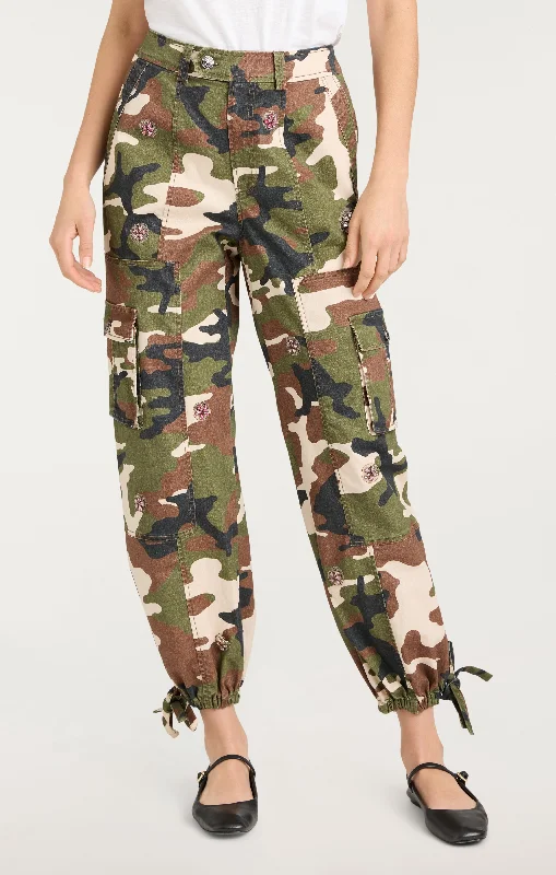 love-camo-zola-pant-in-classic-multi