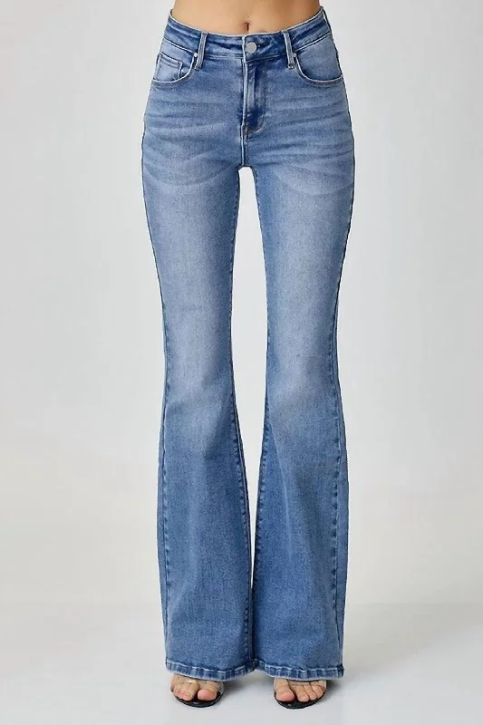 Mid Rise Basic Flare Jean In Medium Wash