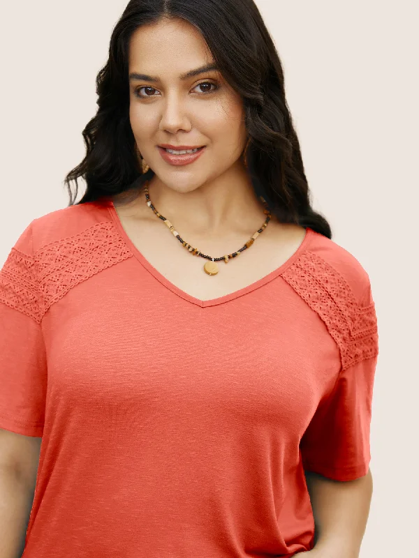 plain-v-neck-lace-panel-t-shirt-1