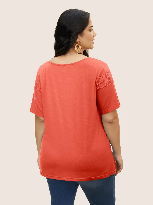 plain-v-neck-lace-panel-t-shirt-1